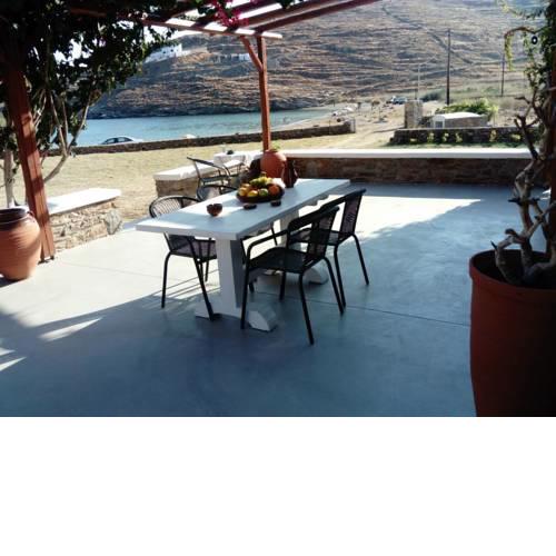 Kythnos Escape on the beach!