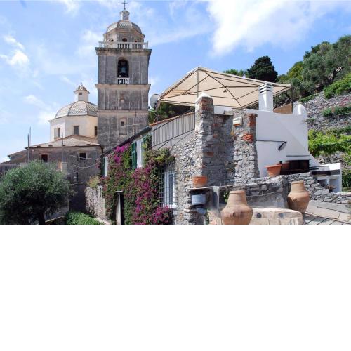 La BouganVilla
