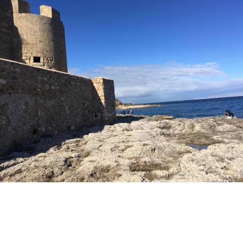 La Casa Accanto il Castello