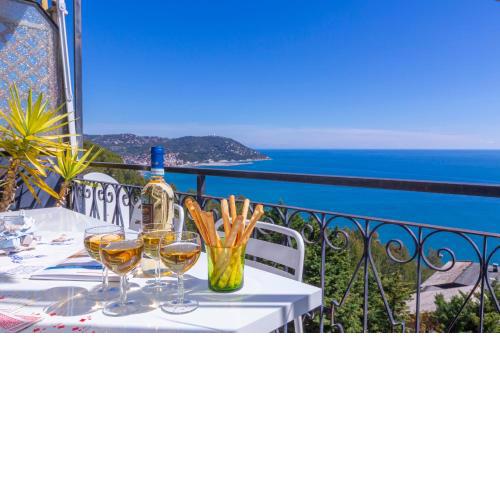 La Casa Al Sole sea view 400mt from sea - Happy Rentals