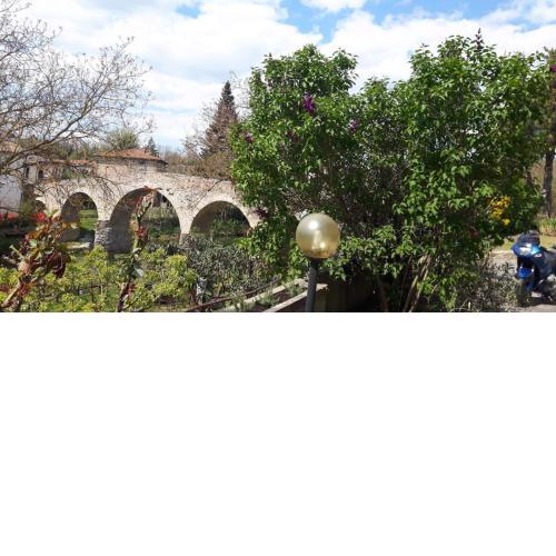 La casa del ponte romano