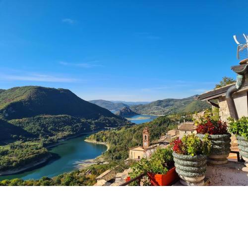 La Casa Sul Fiordo Lago Turano