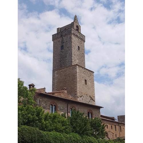 La Casina tra le Torri