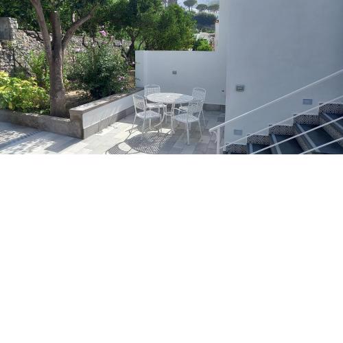 La corte fra gli aranci - Capri