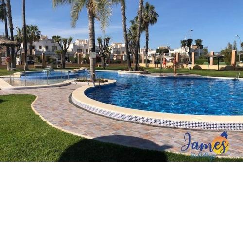 La Florida 1st Floor Apartment with Comm Pool LF14