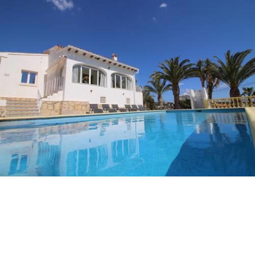 La Fustera Villa Sleeps 7 with Pool Air Con and WiFi