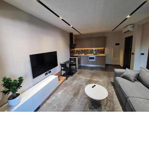 La Mirage Apartment 01