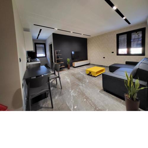 La Mirage Apartment 05