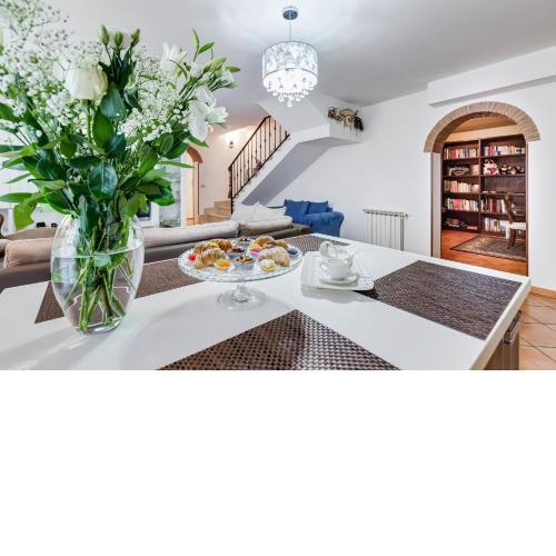 La Rondine Holidays