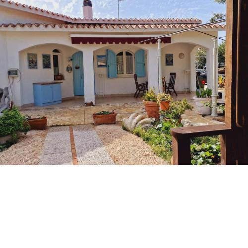 La tua villa ad un passo dal mare