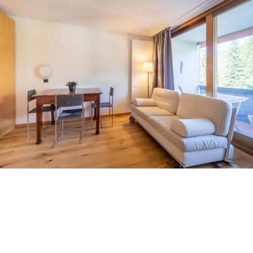 LAAX Homes - Rancho 446