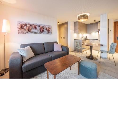 LAAX Homes - Sisum La Spunda