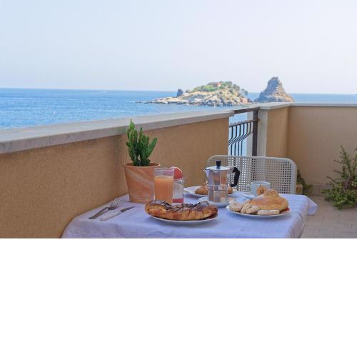 Lachea's view by Wonderful Italy