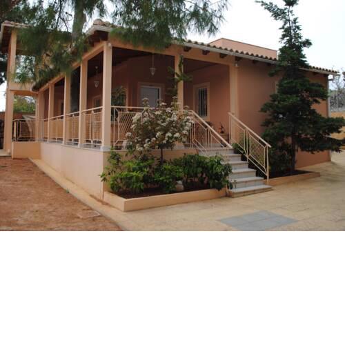 Lagonisi luxuriοus residence