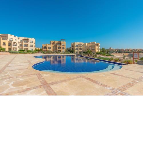 Lagoon View 1BR Apartment in Water Side Gouna