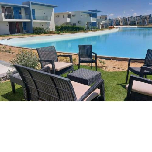 Lagoon view 3 bedroom with garden in fouka bay TW2AG