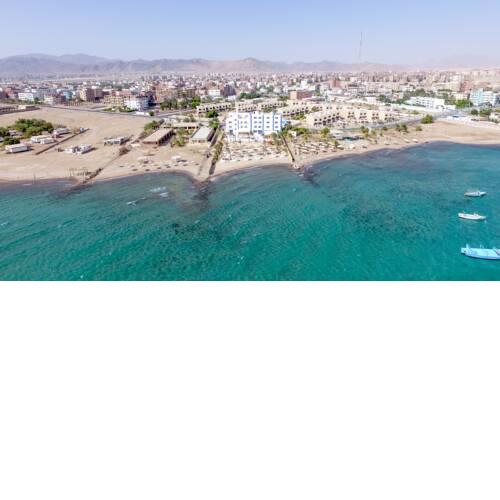 Lagoonie Lodge & Beach