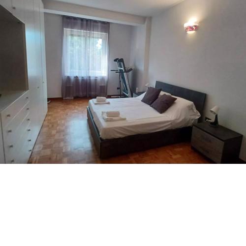 Lagosta Home-Isola Milan