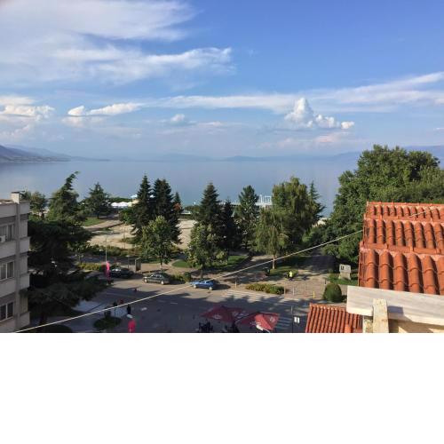 Lake view apartment! 200m2
