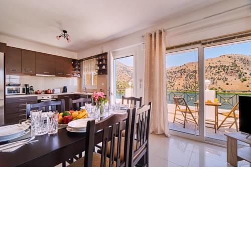 Lake View Suites