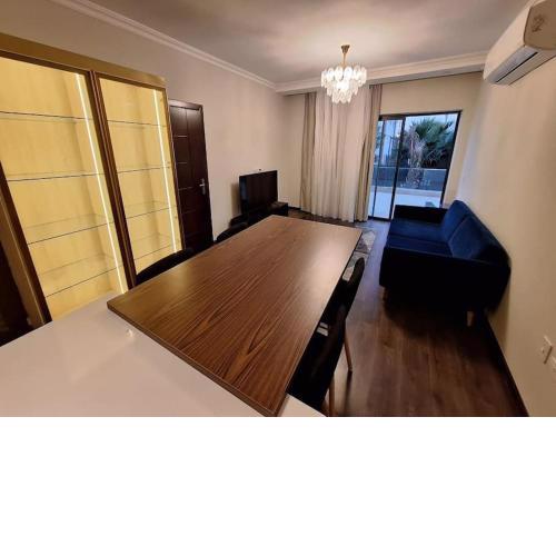LakeView 2 bedrooms with Garden Apartment Near AUC