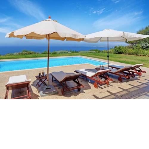 Lakithra Villa Sleeps 9 Pool Air Con WiFi