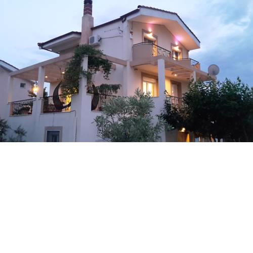 Lalikos Home