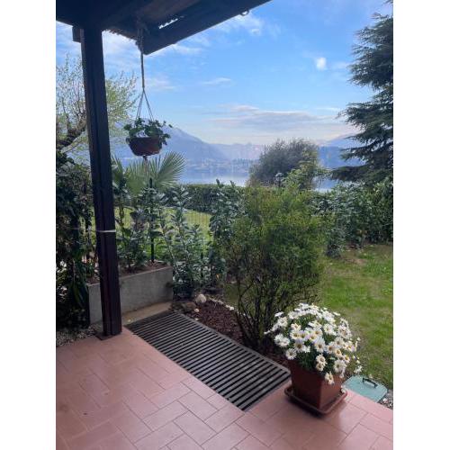 Lallas Home with garden and lake view