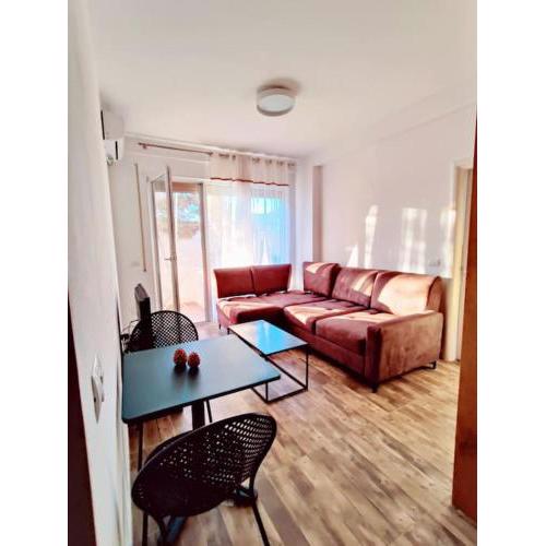 Lalzit Bay Apartment Mirai at Lura 3