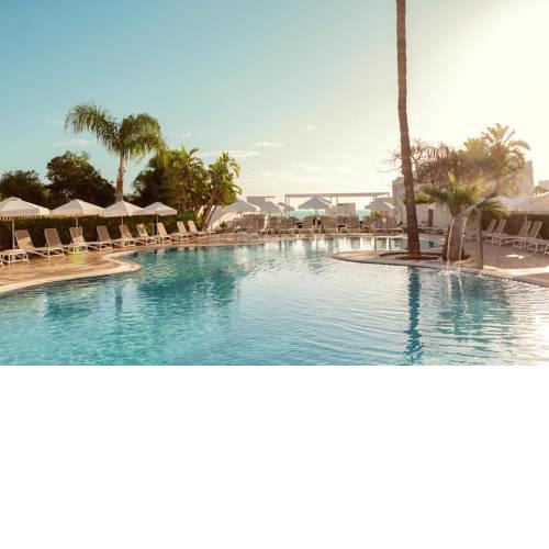 Lantiana Gardens ApartHotel