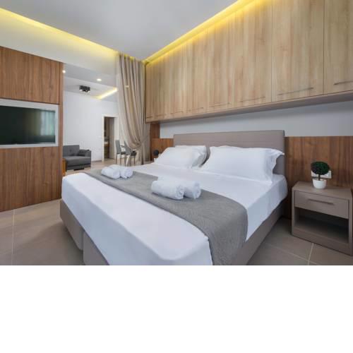 Lardos Luxury Apartments