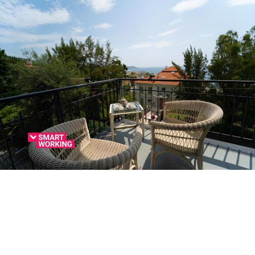 Large Apartment with Panoramic Terrace by Wonderful Italy
