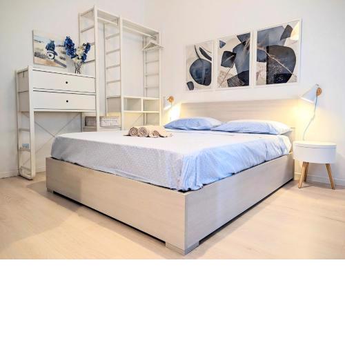 Large new stylish studio apt - Metro Fast WiFi A/C