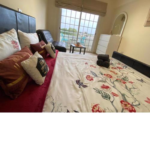 Larnaca Comfort Rooms