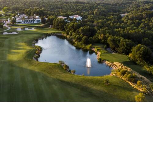 Las Colinas Golf & Country Club Residences