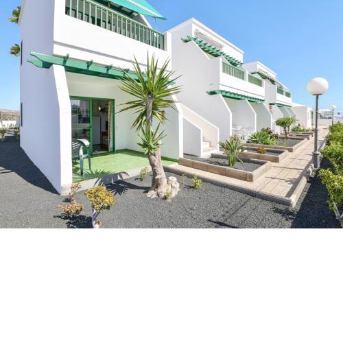 Las Mimosas. Bajo con Wifi. Piscinas comunitarias