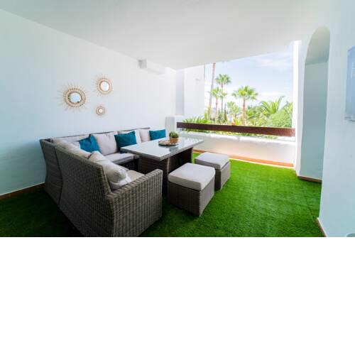 Las Tortugas - Modern apartment in northern Nueva Andalucía