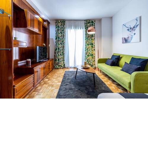 Latina-Embajadores - large and bright,WI-FI, AC