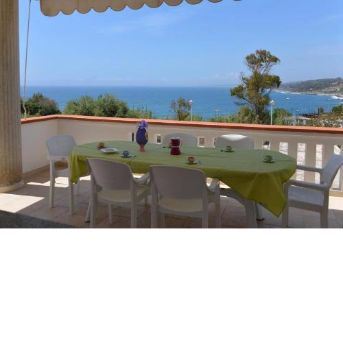 L'Attico di Michela, con terrazza sul mare