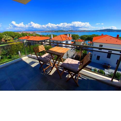 L'aura Hotel Cunda Island