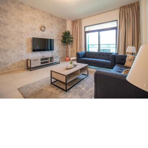 Lavish 1-BR Apartment Near Burj ALArab at Rahaal 2