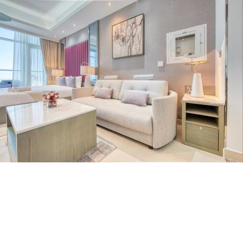 Lavish Studio at Bayz by Danube Business Bay by Deluxe Holiday Homes
