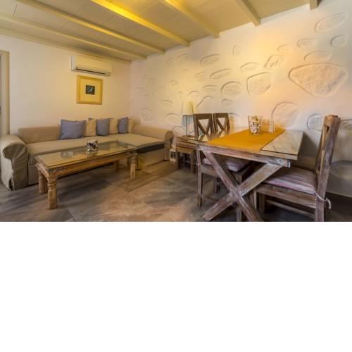 LAVISH SUITES