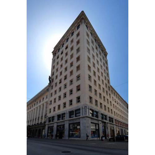 Lawyers Loft in Heritage Skyscraper