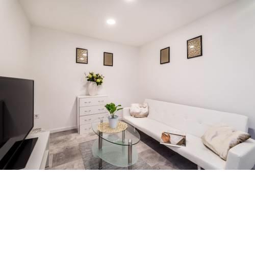 Laza Downtown two bedroom flat