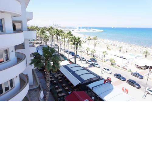 Lazuli Beachfront Apartment 43
