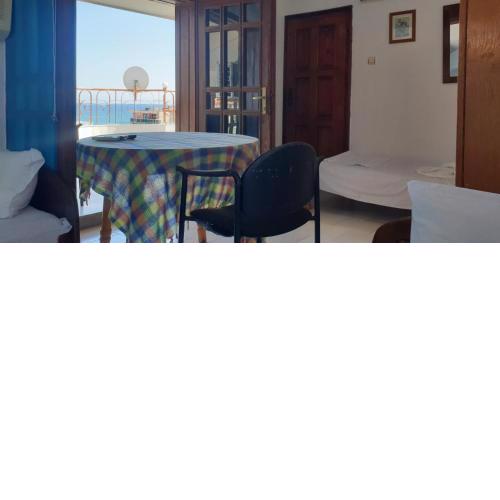 Lazur Hotel