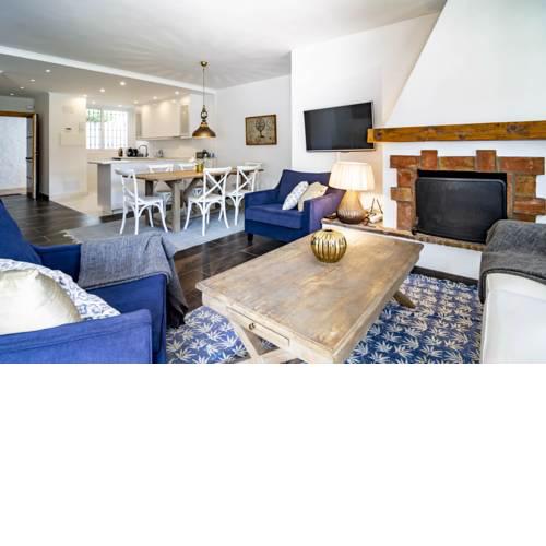 LC - Magnificent apartment in Nueva Andalucia