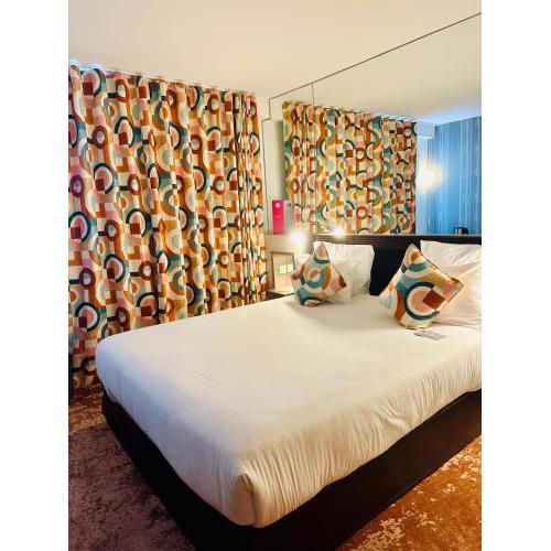 Le 7 Eiffel Hotel by Malone