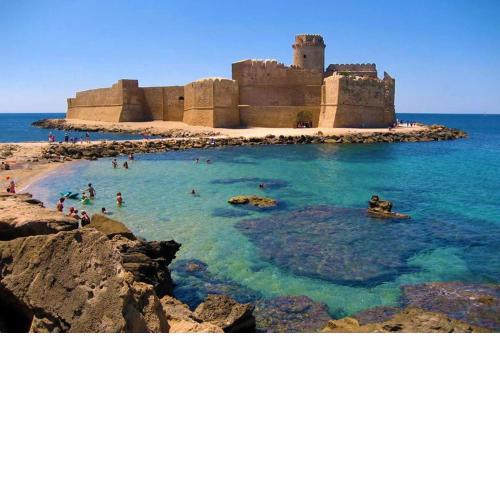 Le Castella-Villaggio Tucano-Calabria
